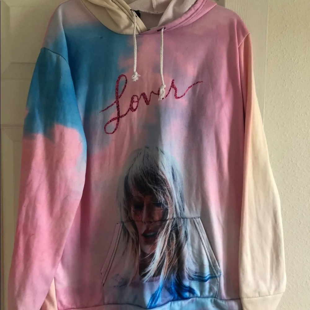 Taylor Swift hoodie